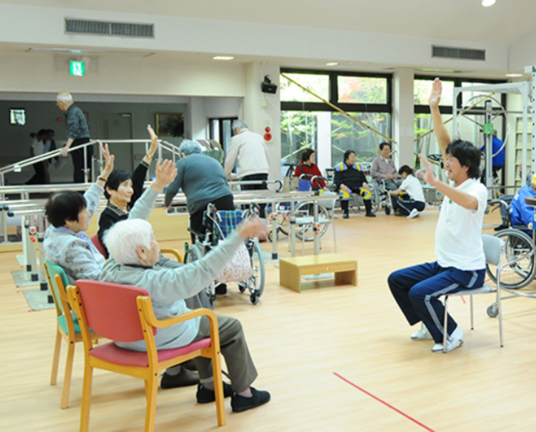 理学療法士（PT）／寄り添うリハビリ！年間休日122日！未経験OK！髪色自由！