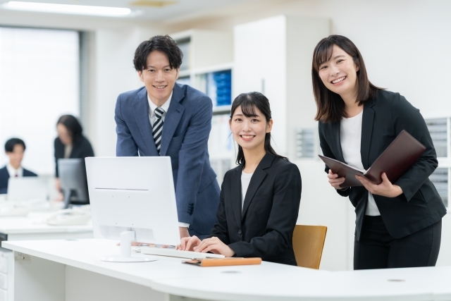 スキルは少しで大　丈夫月21万以上　営業サポ事務:/BSOB6369B