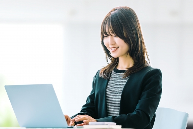 8月スタート　9時からお仕事　人材会社で一般事務:/BSOB6361B