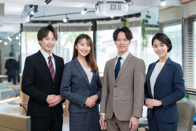 月24万～37万以上　断熱材の法人向け営業スタッフ　知識は入社してからで大丈夫:/BSOB6430B