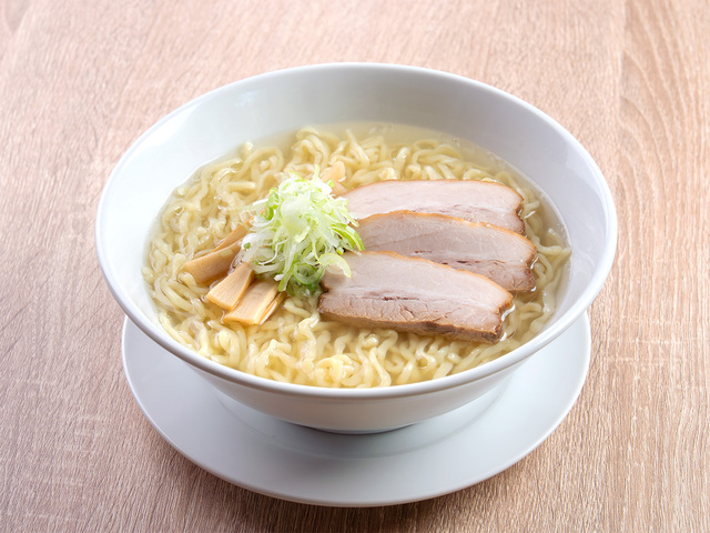 【未経験OK】ラーメン店のホール・調理補助スタッフ｜土日勤務できる方歓迎！