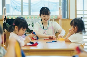 認可保育園での保育士：正社員