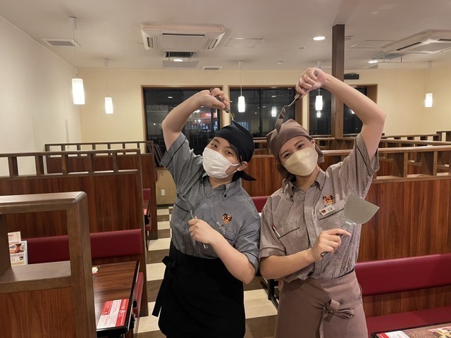 【昼】ホールスタッフ（佐賀兵庫店）