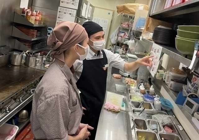 【夜】ホールスタッフ（八代店）