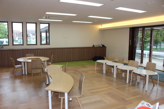 学童保育スタッフ／パート／無資格・学生応募可／三郷市鷹野