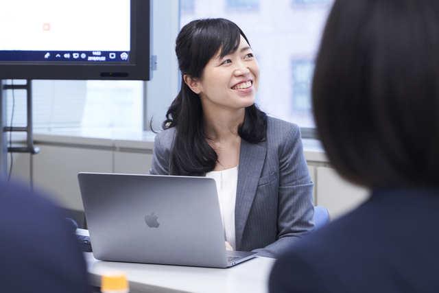 【本社】一般事務スタッフ(保険クリニックFC事業部)