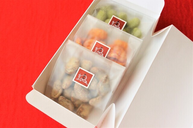 豆菓子の製品加工作業スタッフ（パート）