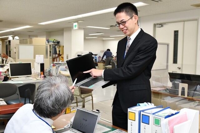 新聞社のデジタルの仕事