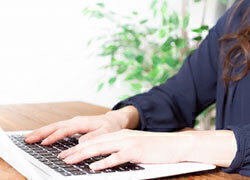 経理・会計・財務/30代活躍中！横浜で経理（仕訳入力や請求書作成）決算ナシ/59714