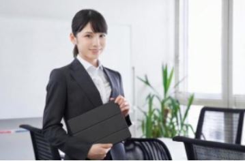 【東京／本社工場】化粧品メーカーの事務　:/bsＢジュポン_事務