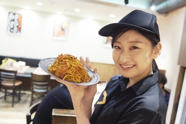 【夜】ナポリタン専門店のホール・キッチンスタッフ