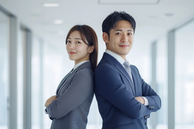 月23万から27万以上　大手メーカーで営業　天神駅チカ:/BSFB4089B