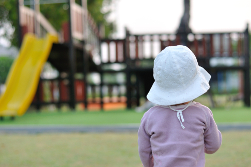 認可保育園以外の子どもの預け先は?