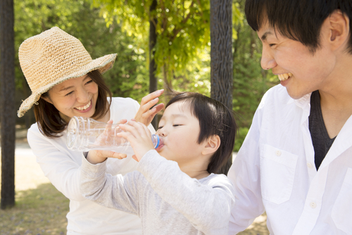 認可保育園以外の子どもの預け先は？