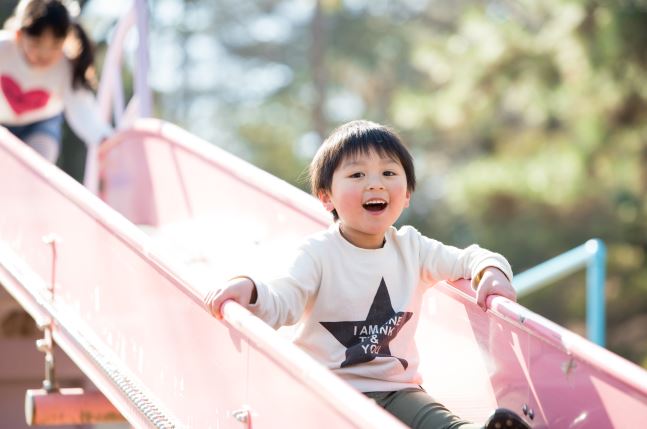 男の子育児に疲れるシーンとは。気持ちの切り替え方や悩みの解決法