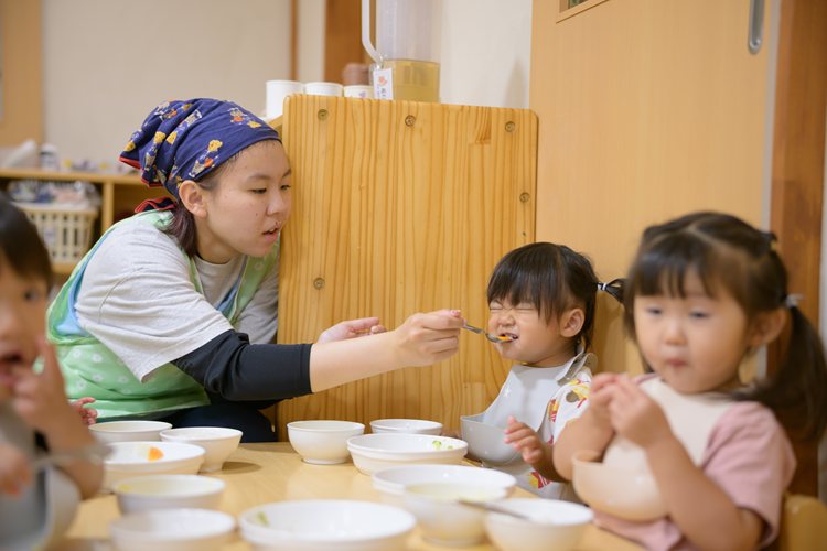 意見を尊重しながら、子ども中心の活動を実践