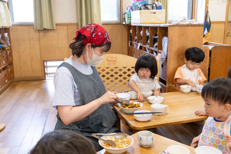 一汁三菜のおいしいランチが自慢