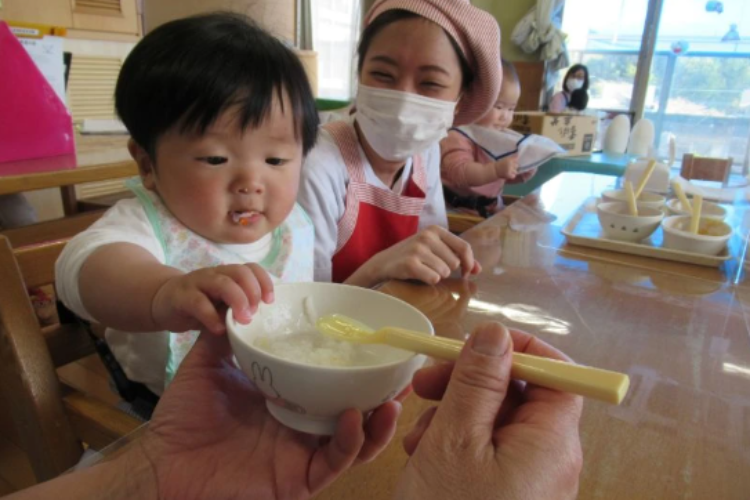 子どもたちの成長を食で支えませんか。あなたのスキルが活かせる環境です