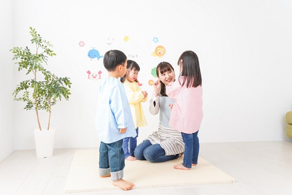 先生と子どもたち