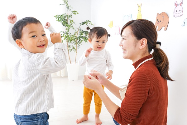 園見学をする学生の写真