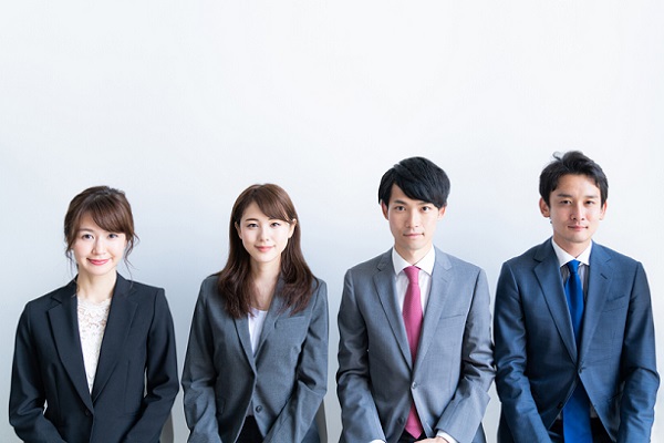 面接に臨む就活生