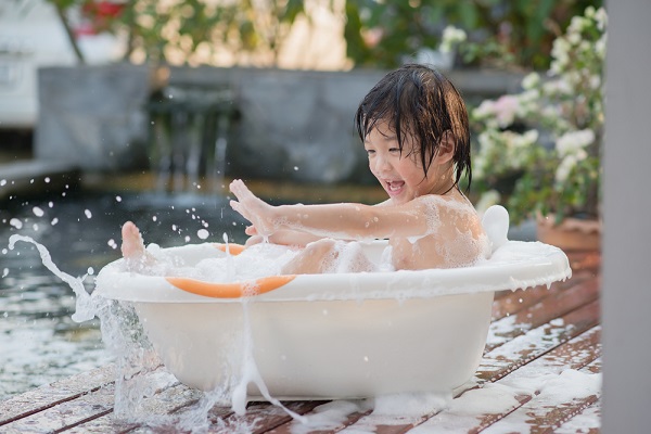 8月の1歳児の写真