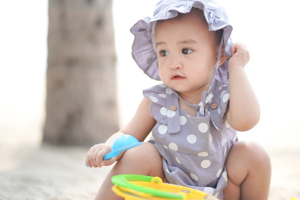 8月の0歳児の写真