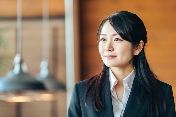 新卒保育士の面接の様子