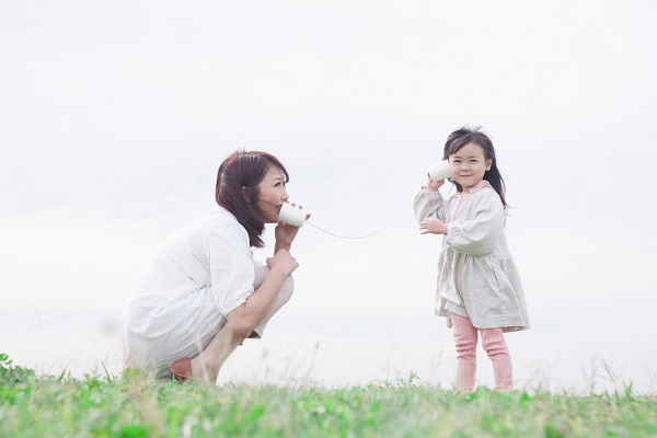 【10の姿】「言葉による伝え合い」とは。子どもの姿につなげる実践事例