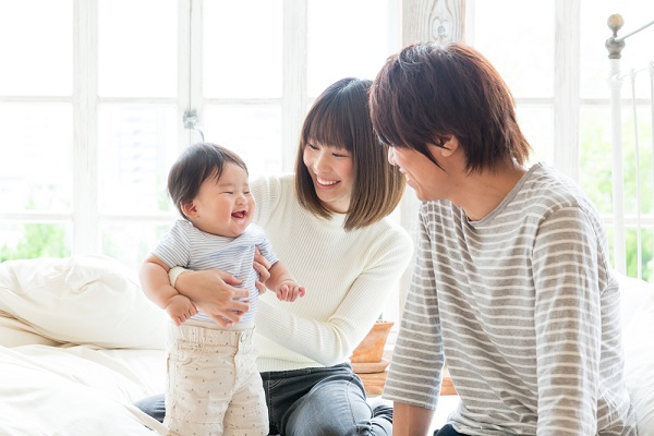 保育士は産休・育休をとれる?給料事情やいつから取得できるのか