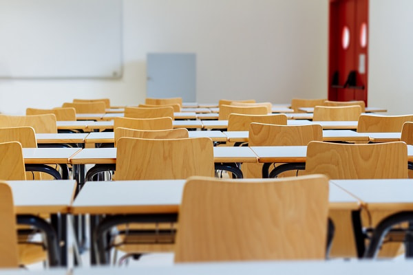 保育士資格を取得できる「指定保育士養成施設」とは?学費や勉強期間、メリットなど