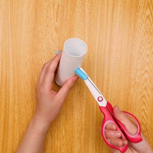 動画 トイレットペーパーの芯で作る 射的ゲーム 保育士求人なら 保育士バンク
