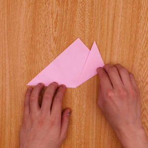 動画 切って広げると桜が咲く 桜の切り絵を作ろう 保育士求人なら 保育士バンク