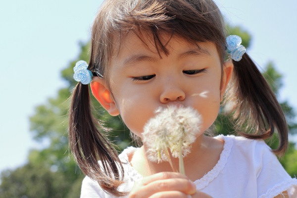 【3月】乳児(0歳、1歳、2歳)向け製作アイデア9選。たんぽぽやちょうちょなど