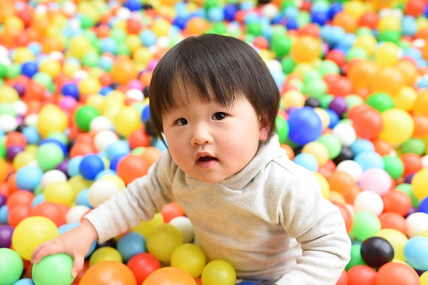 0歳児 ボール遊び