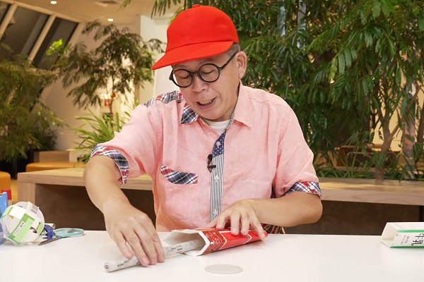 バットを作るわくわくさん