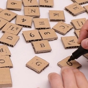 ダンボール工作で作るパソコンのおもちゃの作り方