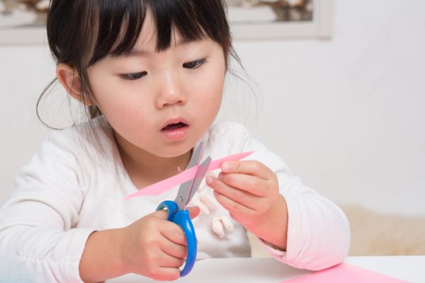 工作をする子ども