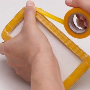 ダンボール工作で作るスマホのおもちゃの作り方