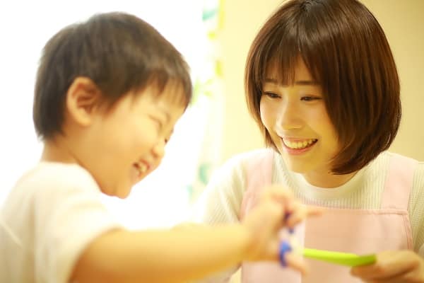 無資格でも働ける!保育補助の仕事内容や求人事情、志望動機の例文などをくわしく解説