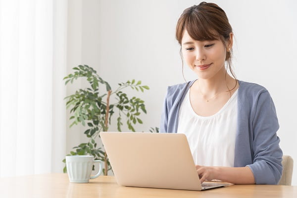 【2022年最新版】採用に近づく!保育士さんの職務経歴書の書き方をテンプレートつきで解説