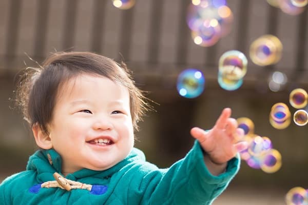 12月 保育園で冬を楽しむ歌や手遊び14曲 0歳児 5歳児の年齢別紹介 保育士求人なら 保育士バンク