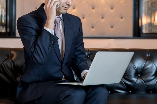 ホテルのラウンジを快適な仕事場に お仕事中のお客様のために必要な配慮とは ホテル 宿泊業界情報コラム おもてなしhr