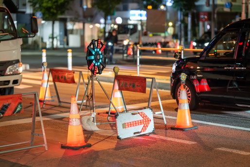 夜の工事現場