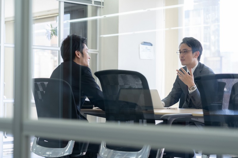 マネジメントスタイルとは？タイプ別の特徴と自社・チームに合った選び方 | オンライン研修・人材育成 - Schoo（スクー）法人・企業向けサービス