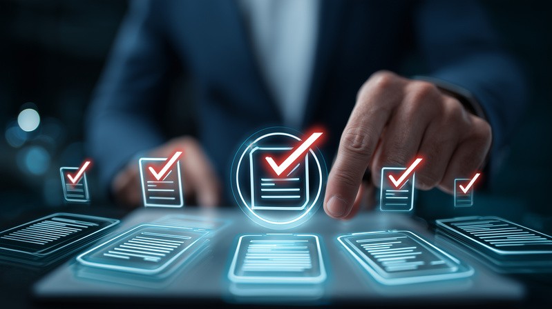 管理職に必要な心構えとは？身につける方法から求められるスキル、資質がある人の特徴まで紹介 | オンライン研修・人材育成 - Schoo（スクー）法人・企業向けサービス