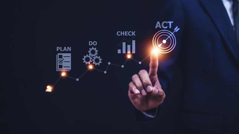 PDCAサイクルとは？用語の意味から回し方までわかりやすく解説 | オンライン研修・人材育成 - Schoo（スクー）法人・企業向けサービス