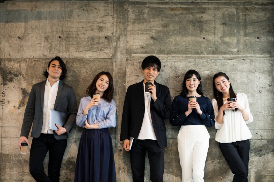 「仕事におけるコスパ志向」とは？メリット・デメリットを解説 | オンライン研修・人材育成 - Schoo（スクー）法人・企業向けサービス