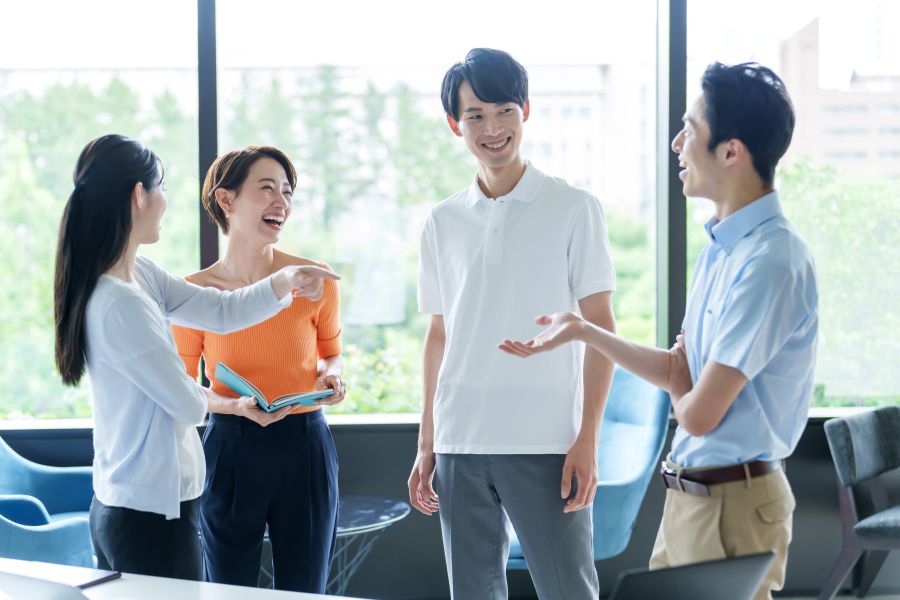 風通しの良い職場とは？重要性と心理的安定性を高める15の施策を解説 | オンライン研修・人材育成 - Schoo（スクー）法人・企業向けサービス