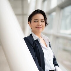 松井 友香
